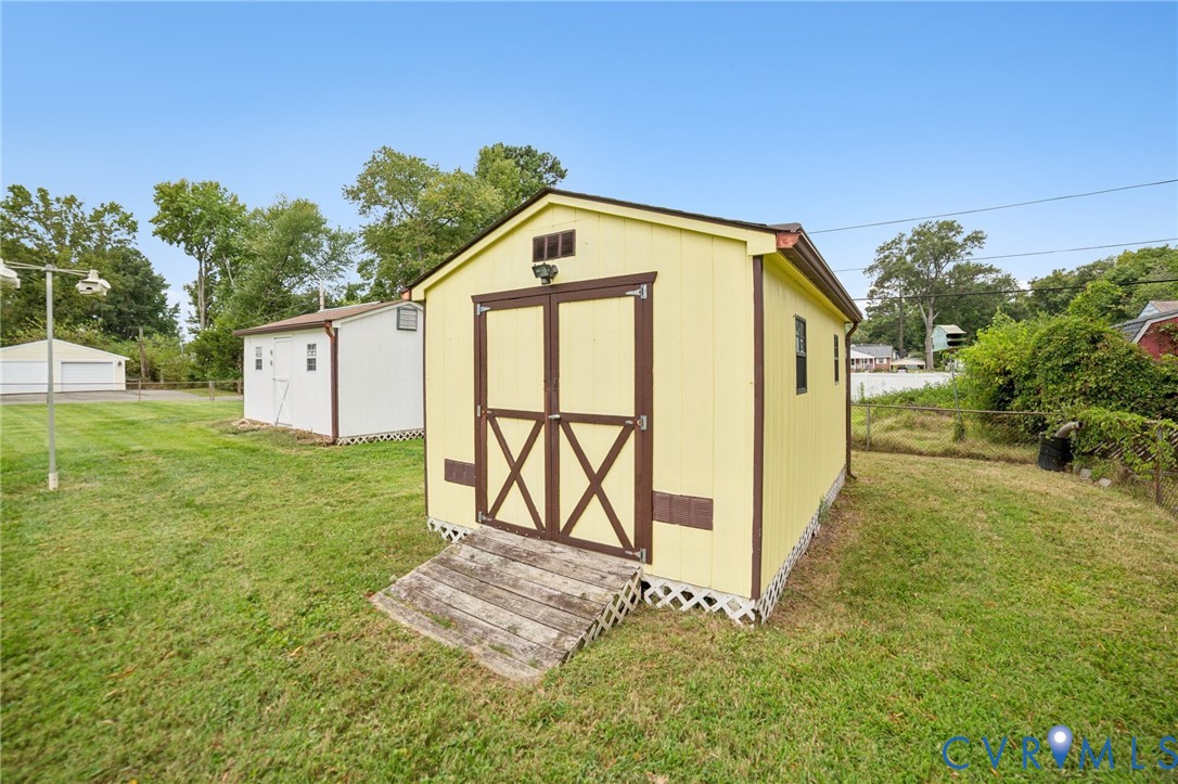 4813 Gilmour Road Sandston, VA 23150 - Photo 6 of 35 Gallery Image 6