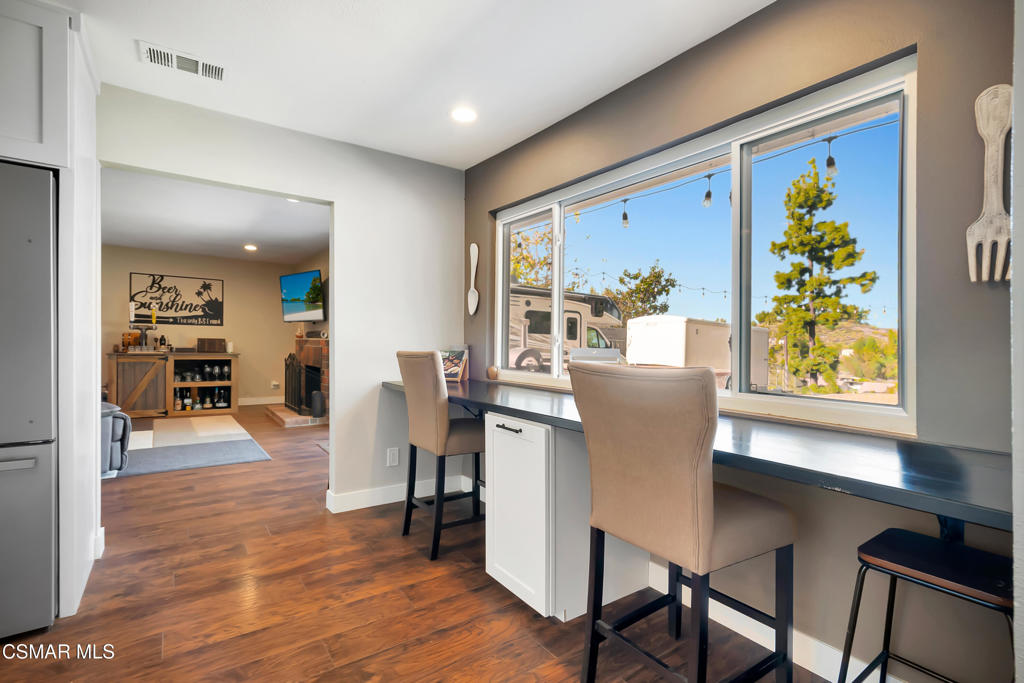 1379 Nonchalant Drive Simi Valley, CA 93065 - Photo 16 of 72