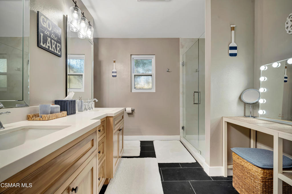 1379 Nonchalant Drive Simi Valley, CA 93065 - Photo 22 of 72