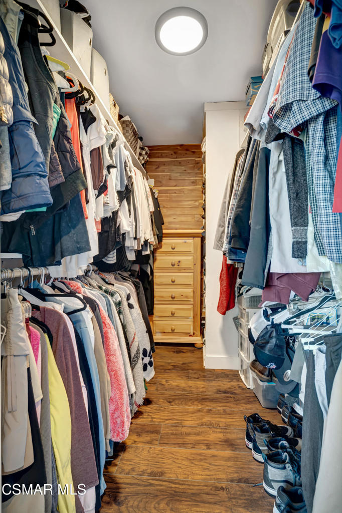 1379 Nonchalant Drive Simi Valley, CA 93065 - Photo 24 of 72