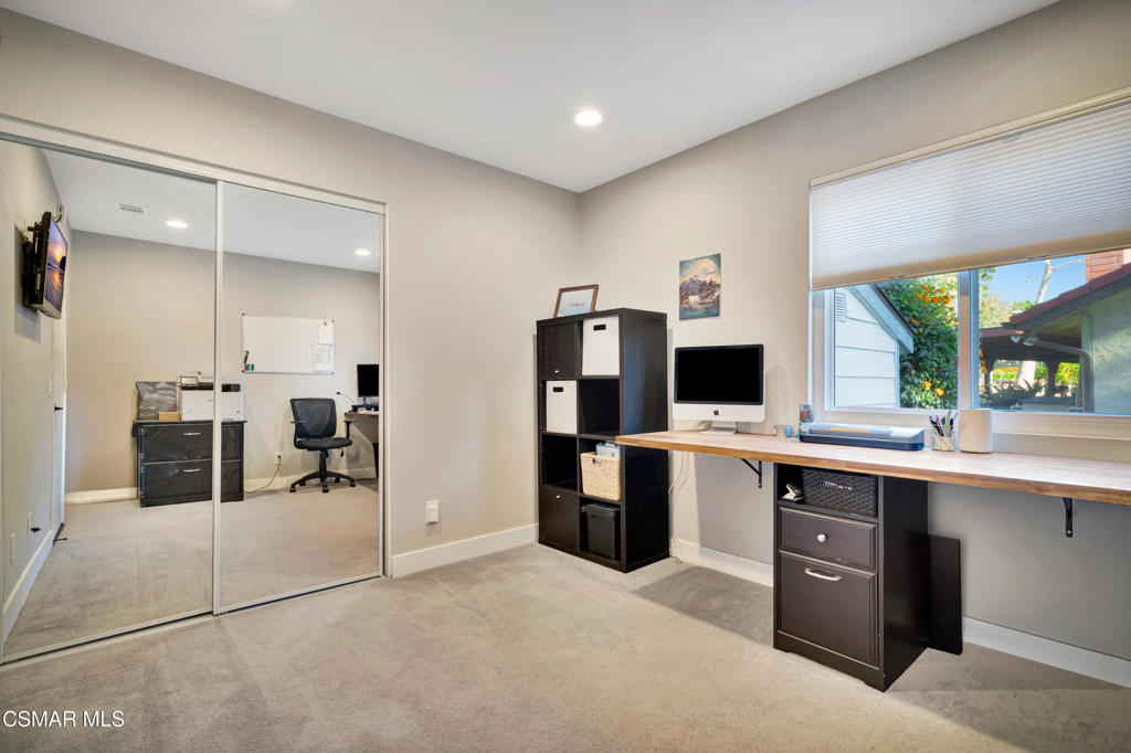 1379 Nonchalant Drive Simi Valley, CA 93065 - Photo 34 of 72