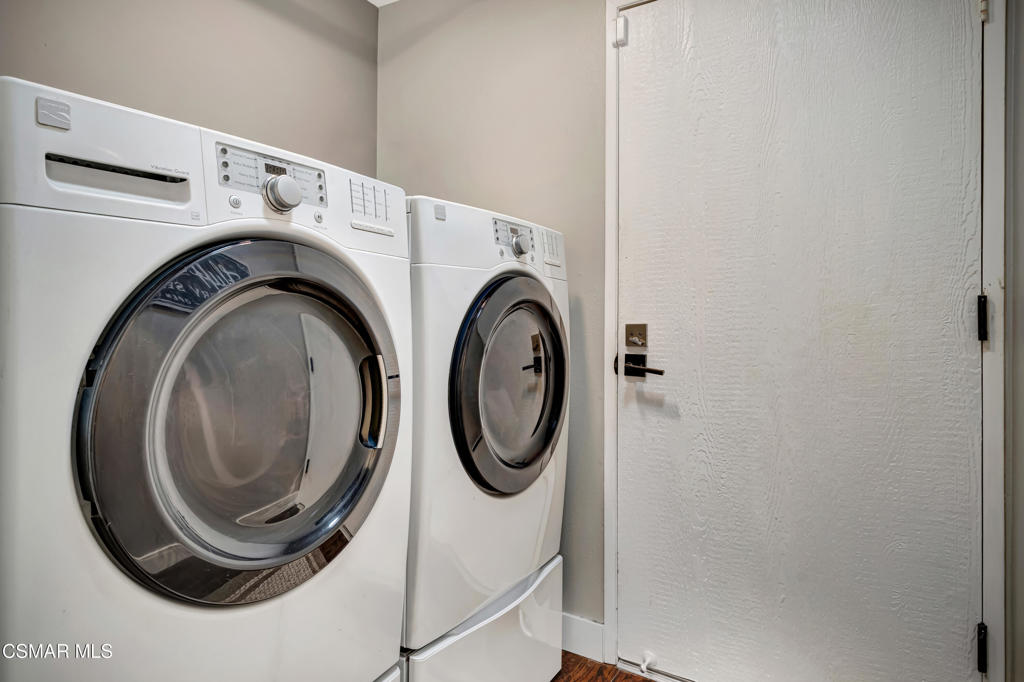 1379 Nonchalant Drive Simi Valley, CA 93065 - Photo 35 of 72