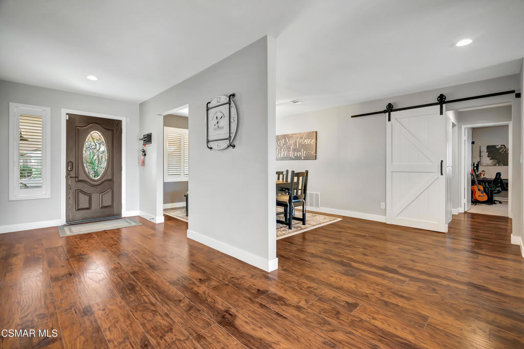 1379 Nonchalant Drive Simi Valley, CA 93065 - Photo 5 of 72