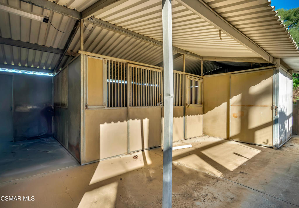 1379 Nonchalant Drive Simi Valley, CA 93065 - Photo 53 of 72