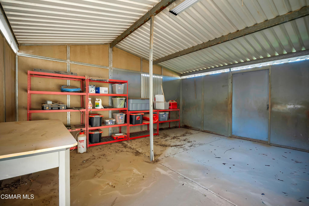 1379 Nonchalant Drive Simi Valley, CA 93065 - Photo 54 of 72