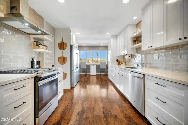 $1,399,000 | 1379 Nonchalant Drive, Simi Valley, CA 93065