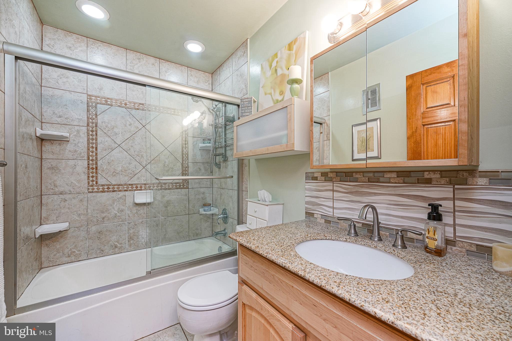 110 Glenbrook Boulevard Mount Laurel, NJ 08054 - Photo 11 of 31