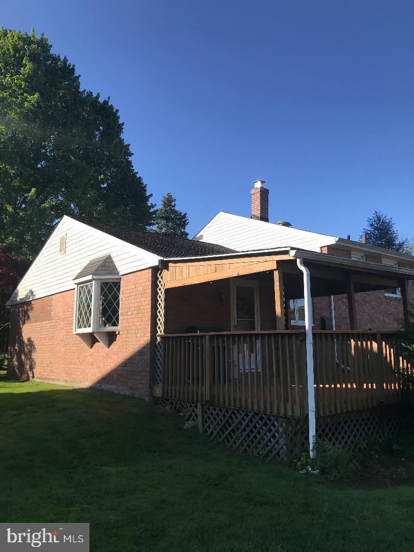 617 Cheyney Road Springfield, PA 19064 - Photo 3 of 4