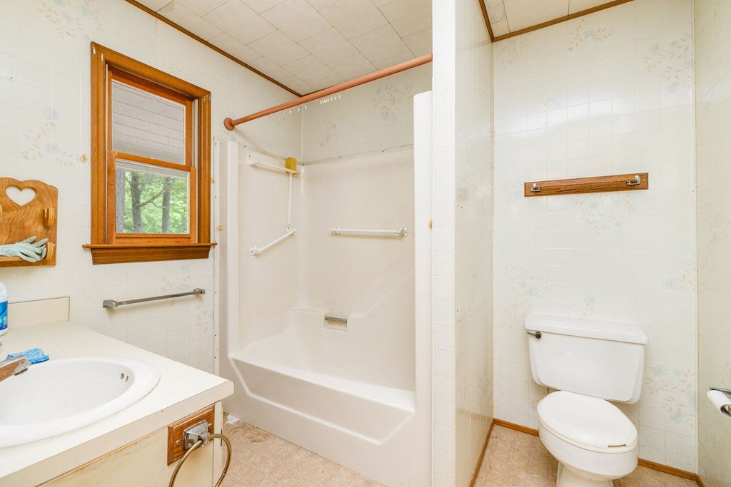 3537 Hardy Road Keysville, VA 23947 - Photo 19 of 80 Gallery Image 19