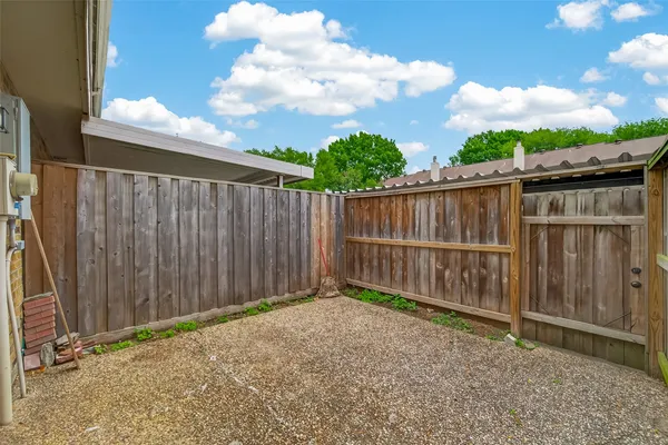 $1,500 | 6631 Wanda Lane, Houston, TX 77074