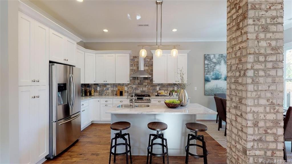 5237 Valley Stream Road Charlotte, NC 28209 - Photo 7 of 20 Gallery Image 7