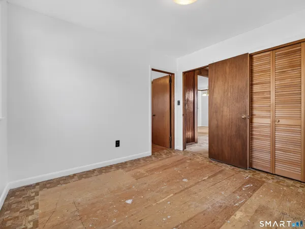$344,900 | 6 Cedar Street, Waterford, CT 06385