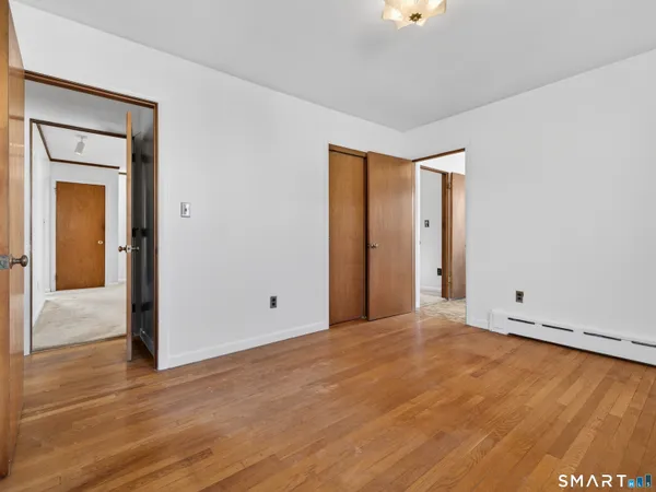 $344,900 | 6 Cedar Street, Waterford, CT 06385