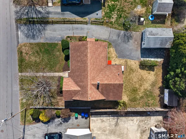 $344,900 | 6 Cedar Street, Waterford, CT 06385