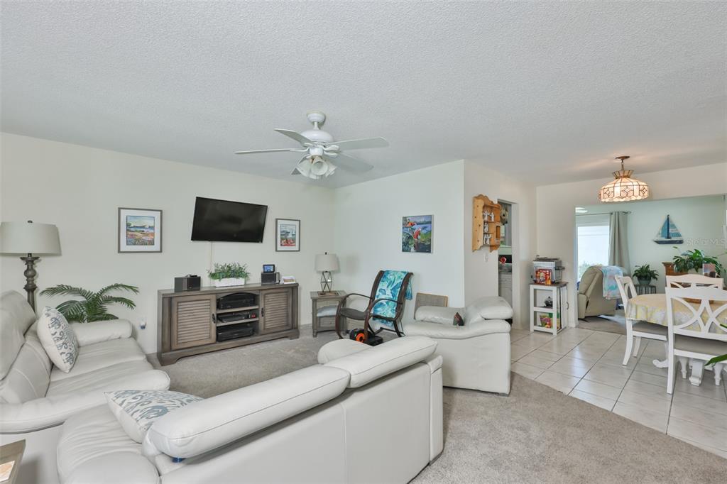 700 Rutgers Place Sun City Center, FL 33573 - Photo 6 of 43