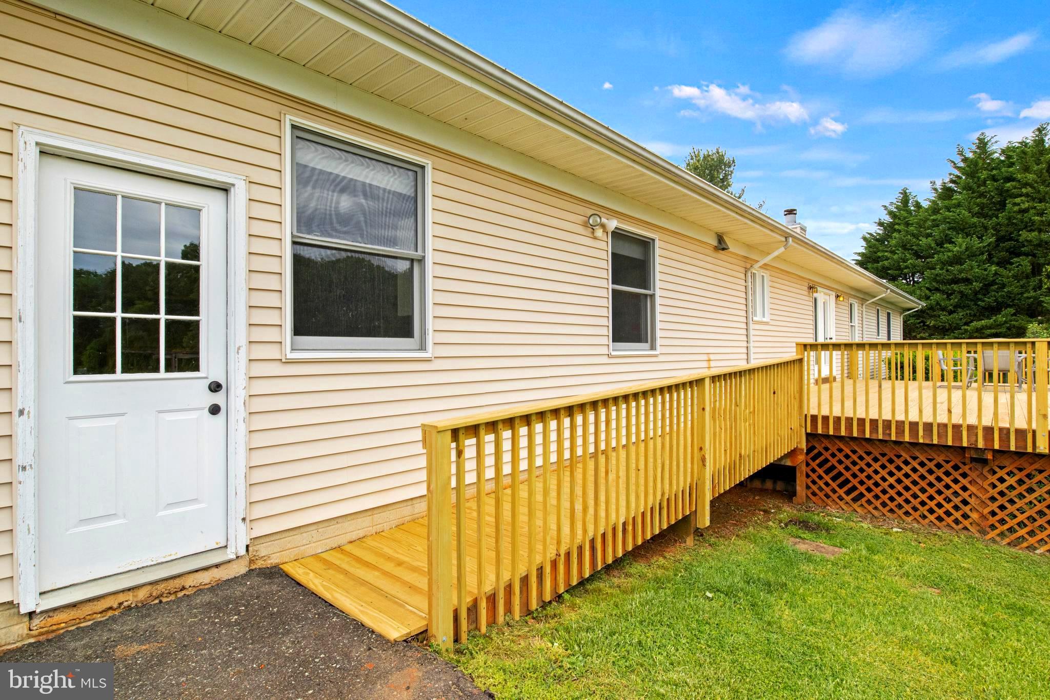 34341 Parker Road Locust Grove, VA 22508 - Photo 10 of 42 Gallery Image 10