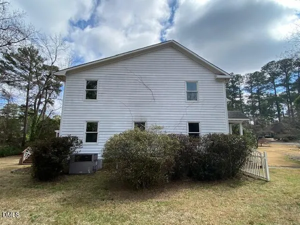 $749,900 | 180 Ellerslie Drive, Fayetteville, NC 28303