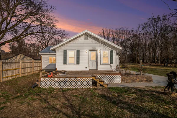 $190,000 | 69819 South Nottawa Road, Sturgis, MI 49091
