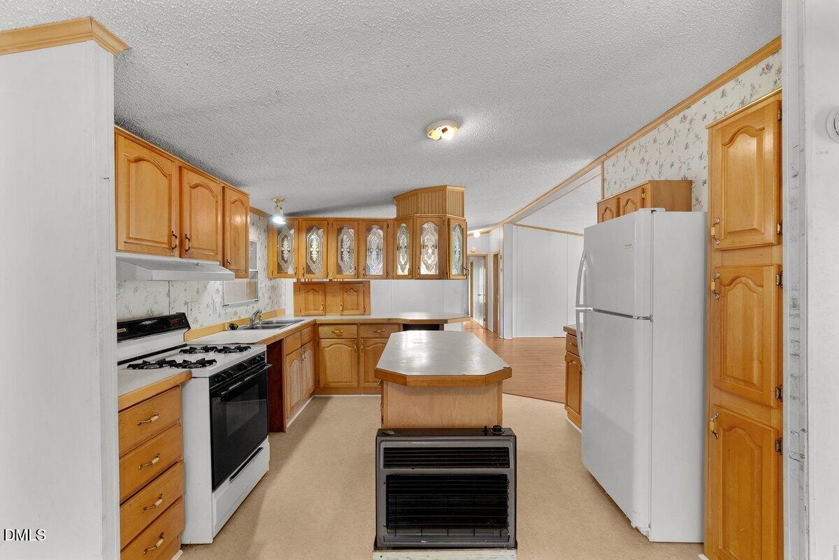 494 Rifle Range Road Warrenton, NC 27589 - Photo 28 of 44 Kitchen View