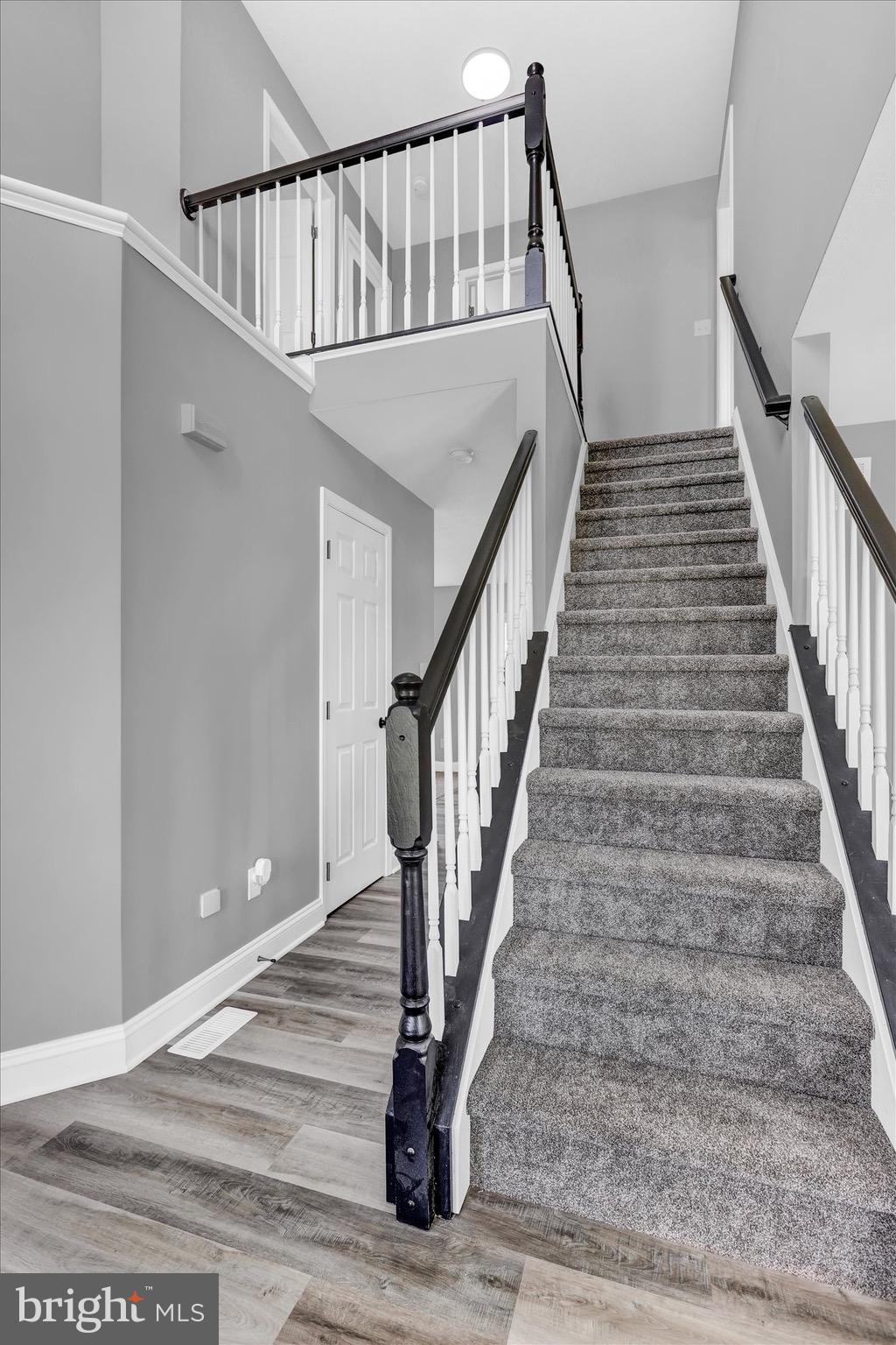 195 St Johns Road West Littlestown, PA 17340 - Photo 2 of 36 a view of entryway