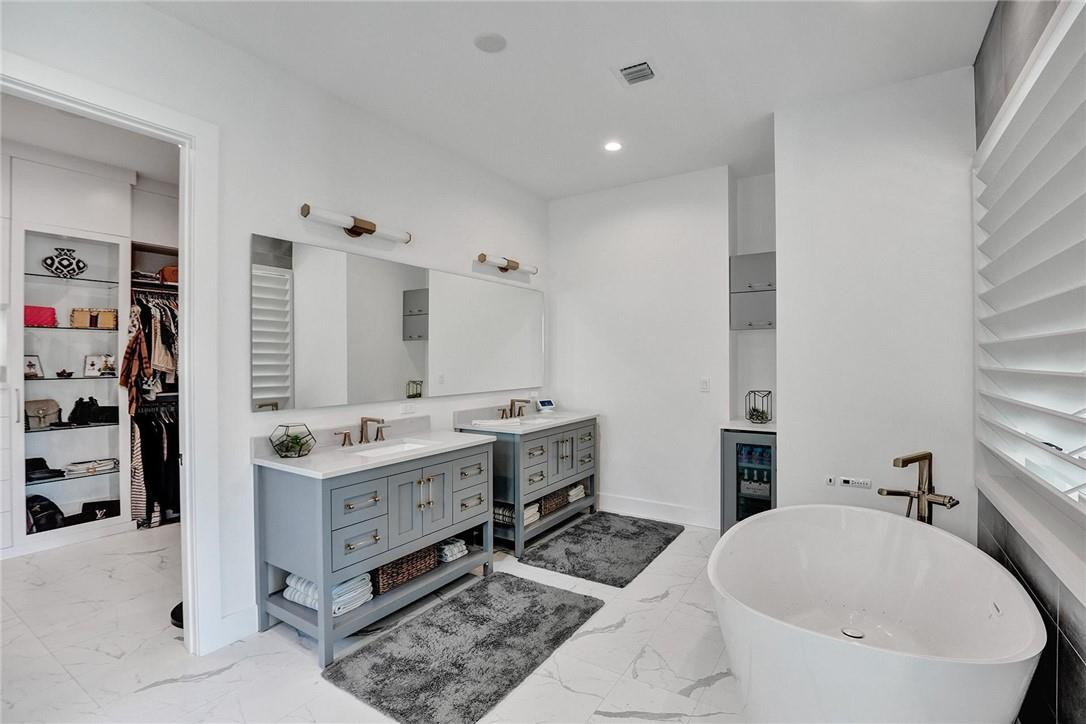 51 Cayuga Road Sea Ranch Lakes, FL 33308 - Photo 30 of 57 Photo 30