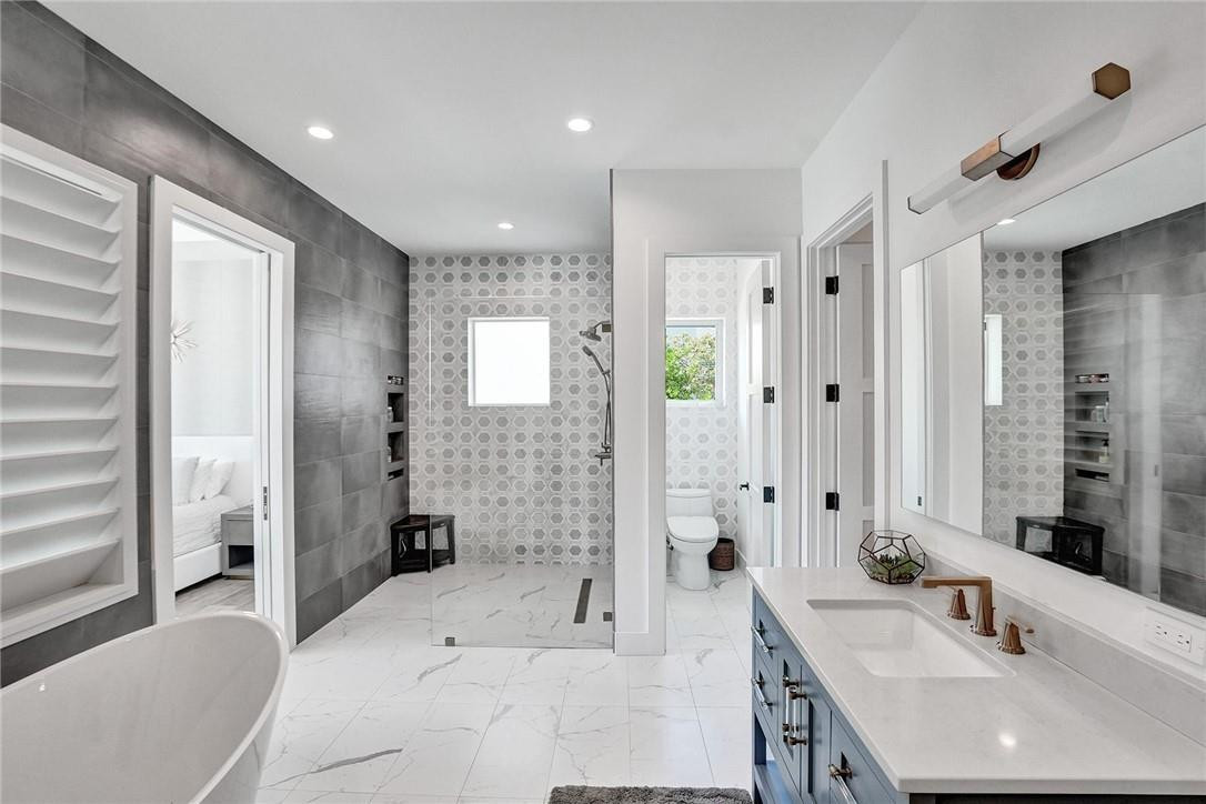 51 Cayuga Road Sea Ranch Lakes, FL 33308 - Photo 31 of 57 Photo 31