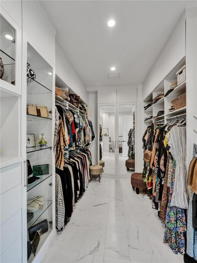 51 Cayuga Road Sea Ranch Lakes, FL 33308 - Photo 33 of 57 Photo 33