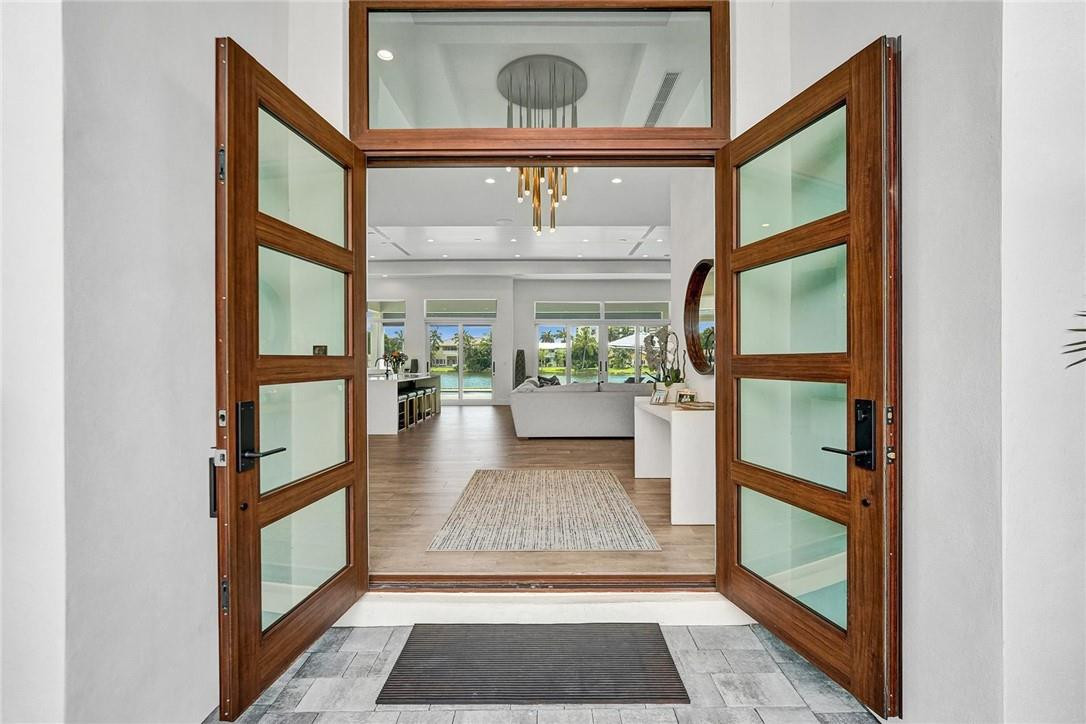 51 Cayuga Road Sea Ranch Lakes, FL 33308 - Photo 4 of 57 Photo 4