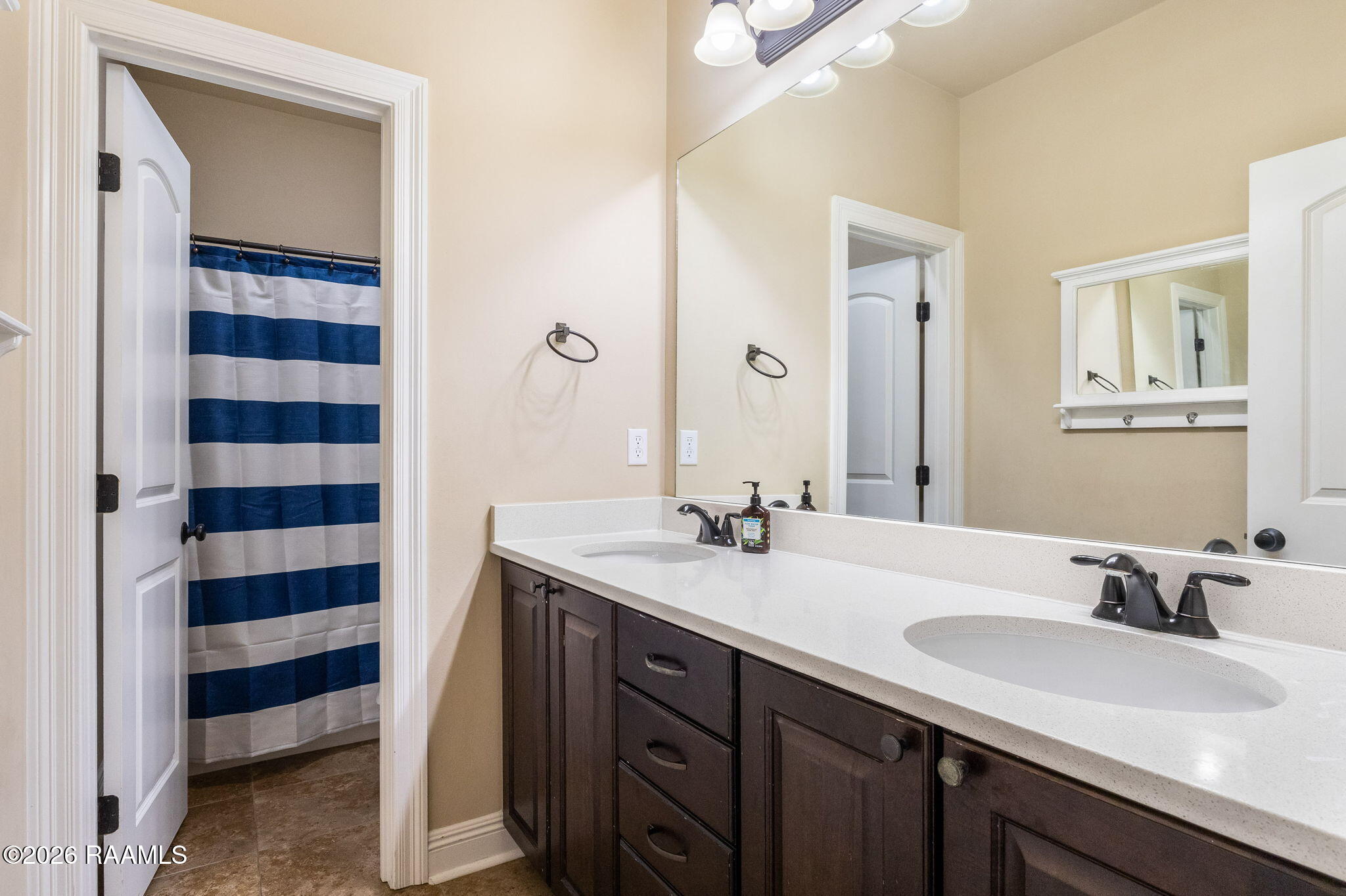 127 Terrace Oak Lane Broussard, LA 70518 - Photo 29 of 30 21-web-or-mls-127 Terrace Oak Ln-20