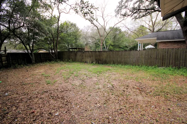 $1,300 | 114 Montrose Drive, Unit A, Niceville, FL 32578