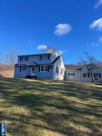 $3,750 | 404 Stonetown Road, Ringwood, NJ 07456