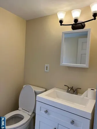 $3,750 | 404 Stonetown Road, Ringwood, NJ 07456