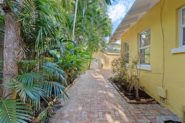 $6,500 | Northeast Coconut Grove, Miami, FL 33133