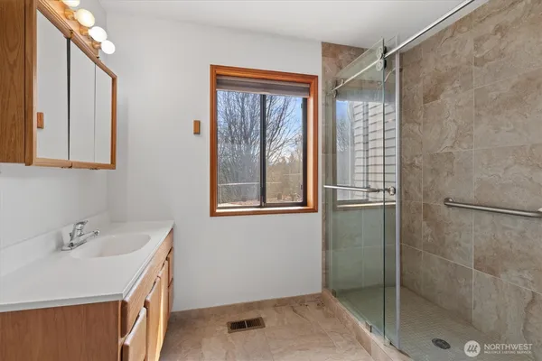 $769,000 | 16912 222nd Street East, Graham, WA 98338