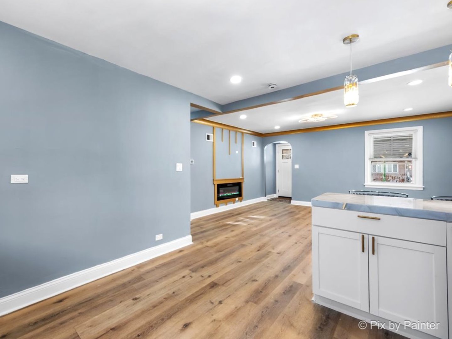 12249 South Perry Avenue Chicago, IL 60628 - Photo 5 of 48