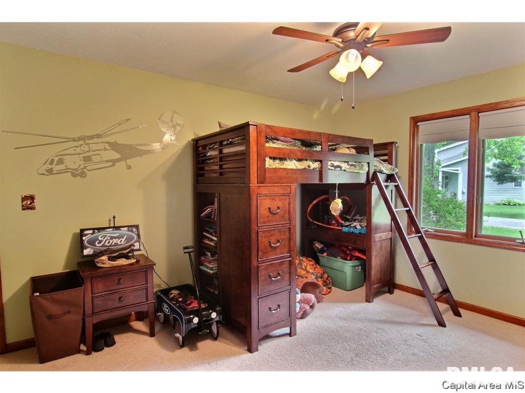 15645 North Lake Road Girard, IL 62640 - Photo 18 of 25 Gallery Image 18