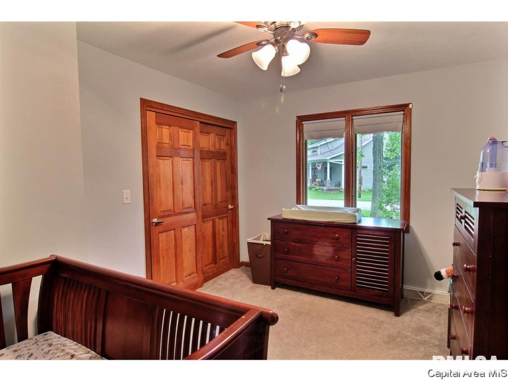15645 North Lake Road Girard, IL 62640 - Photo 20 of 25 Gallery Image 20