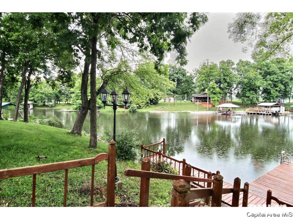 15645 North Lake Road Girard, IL 62640 - Photo 3 of 25 Gallery Image 3