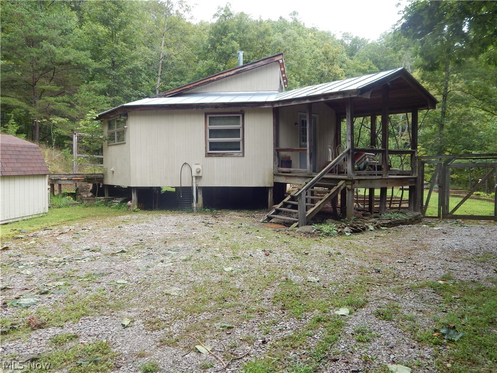 556 Goose Run Road Pullman, WV 26421 - Photo 2 of 35