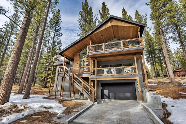 $1,385,000 | 1639 Zapotec Drive, South Lake Tahoe, CA 96150