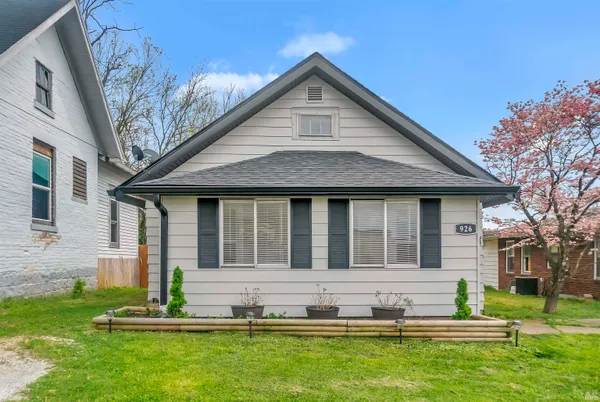 $164,900 | 926 18th Street, Bedford, IN 47421