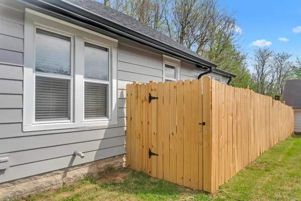 $164,900 | 926 18th Street, Bedford, IN 47421