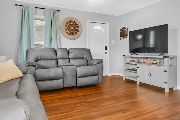 $164,900 | 926 18th Street, Bedford, IN 47421