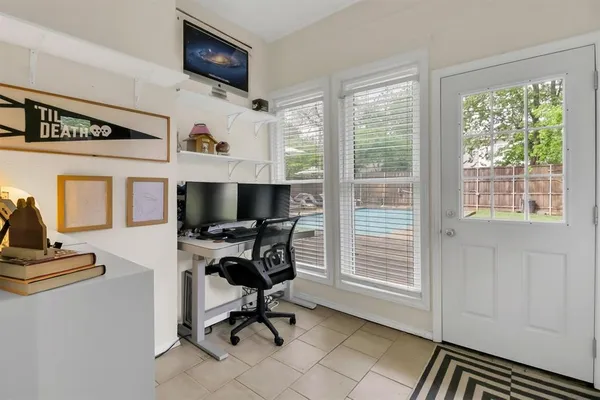 $569,000 | 307 North Edgefield Avenue, Dallas, TX 75208