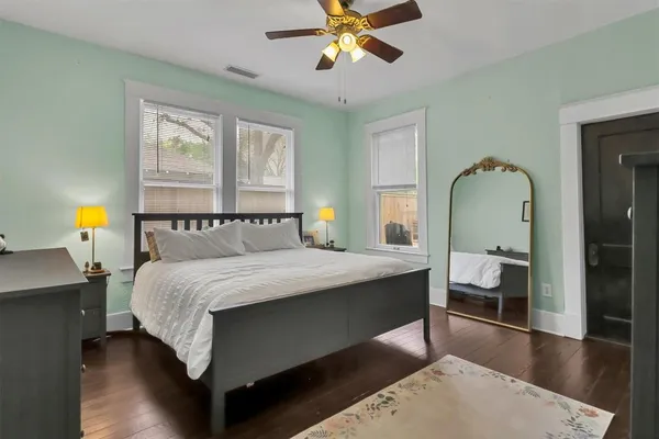 $569,000 | 307 North Edgefield Avenue, Dallas, TX 75208