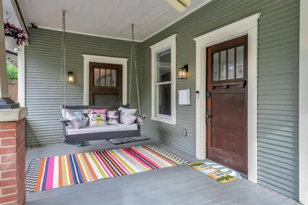 $569,000 | 307 North Edgefield Avenue, Dallas, TX 75208