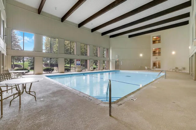 $168,000 | 2485 Canabury Drive, Unit 212, Little Canada, MN 55117