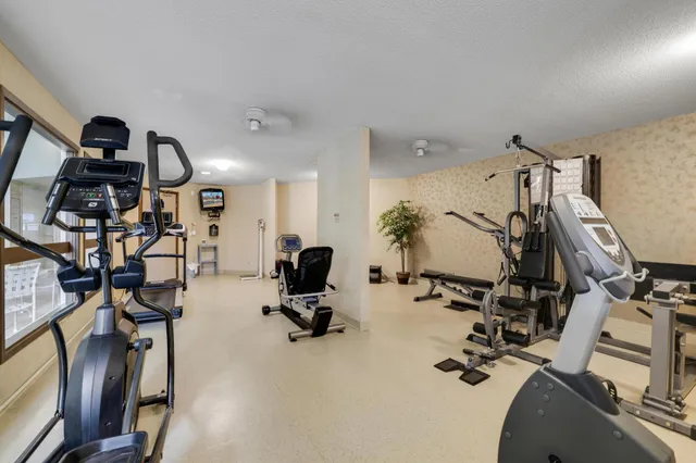 $168,000 | 2485 Canabury Drive, Unit 212, Little Canada, MN 55117