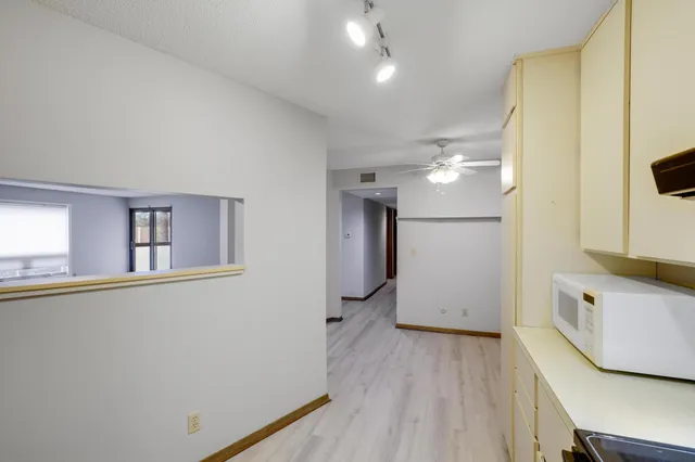 $168,000 | 2485 Canabury Drive, Unit 212, Little Canada, MN 55117