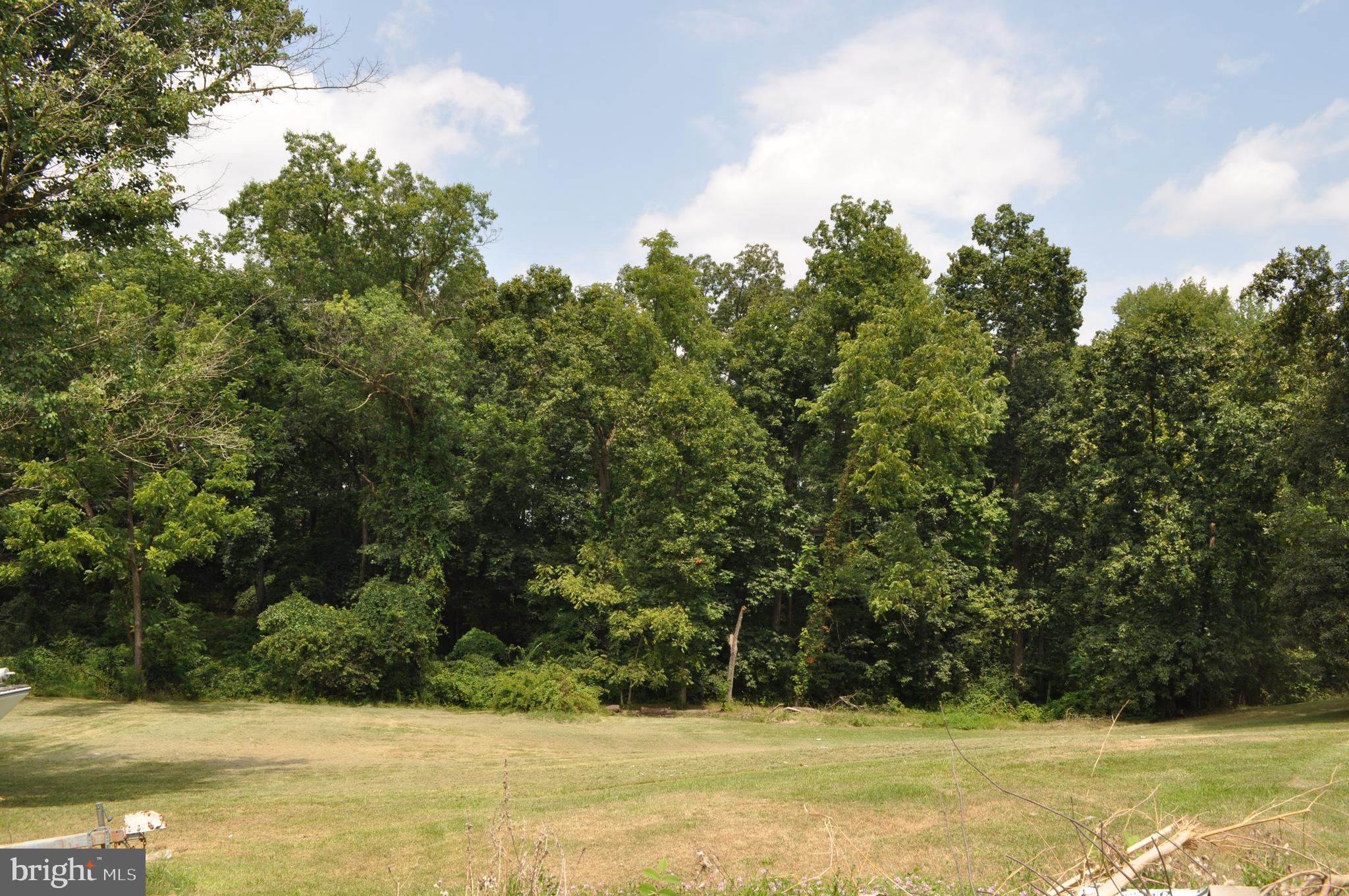 6110 Pine Road Thomasville, PA 17364 - Photo 4 of 21 Gallery Image 4